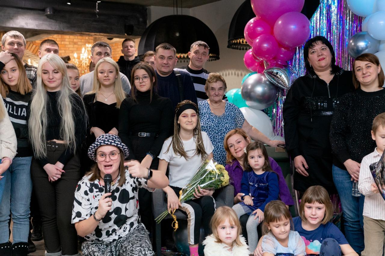 Фото Тиктокеры из хауса Давы помогли тяжелобольной девочке из Новосибирска набрать подписчиков в Instagram 3